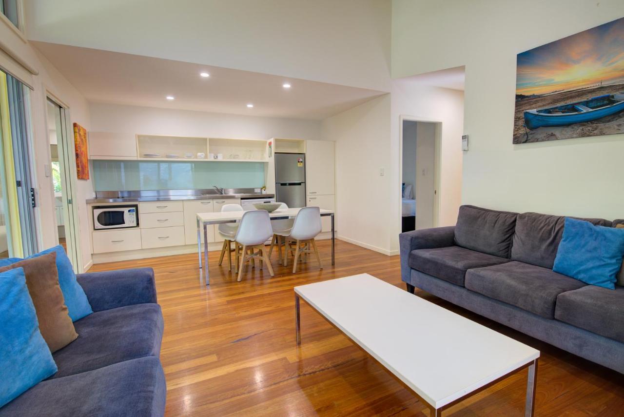 Mobys Beachside Retreat Blueys Beach Esterno foto