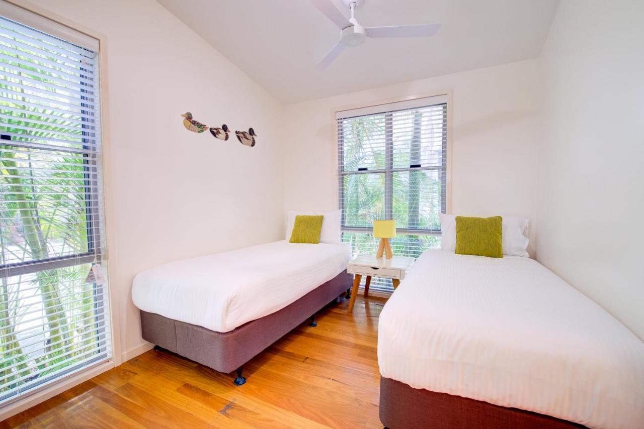 Mobys Beachside Retreat Blueys Beach Esterno foto