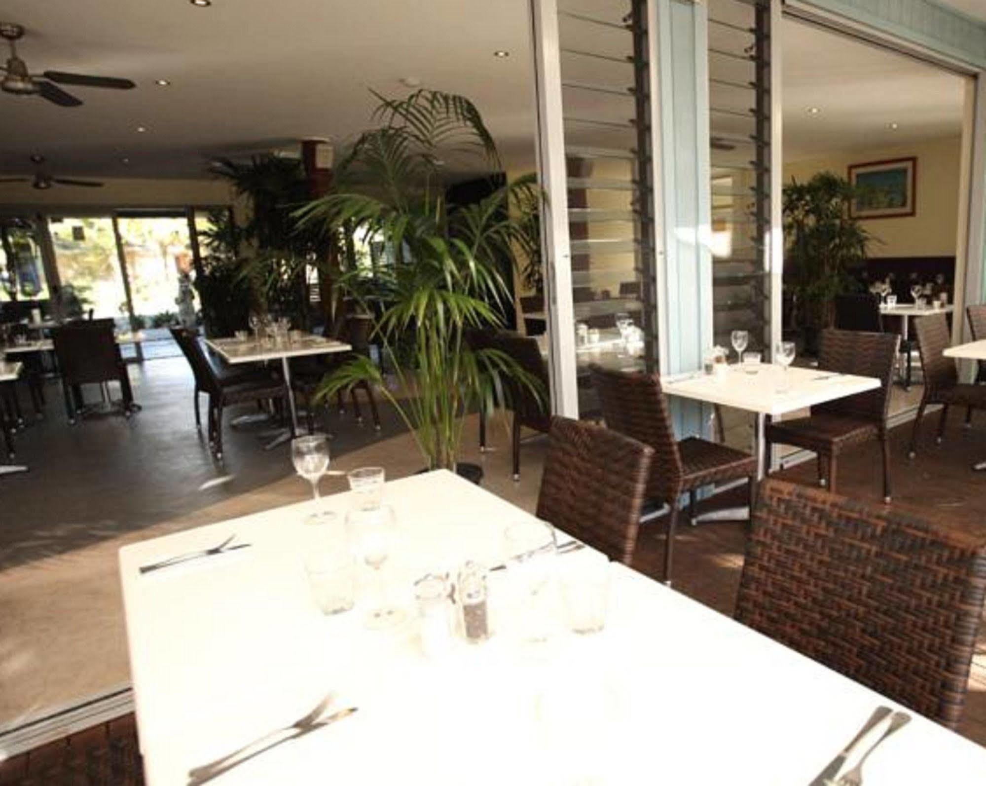 Mobys Beachside Retreat Blueys Beach Esterno foto